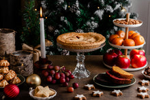 Cosy Christmas Kitchen cast on box