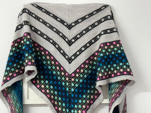 Slowly drifting shawl kit