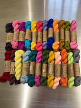 Mix tape Tee yarn kit