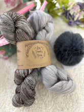 Hat kit with FREE faux fur pompom