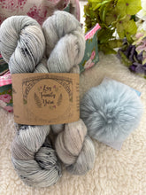 Hat kit with FREE faux fur pompom