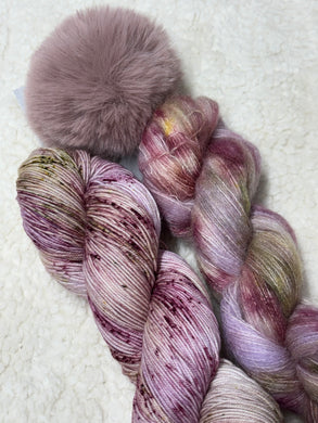 The dahlia society - November hat kit