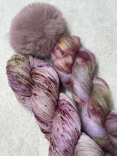The dahlia society - November hat kit