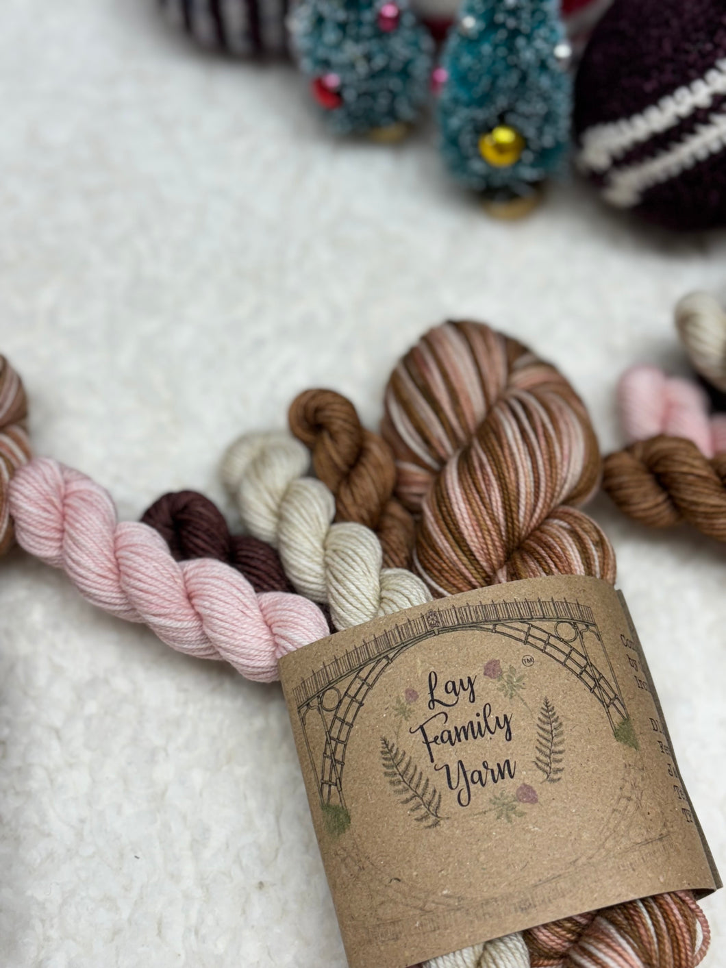 Hot chocolate at the Christmas market dinky set