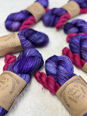 The Dahlia Society - December sock set