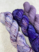 The Dahlia society - December 2 skein yarn set