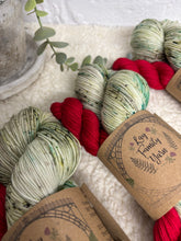 Mistletoe kisses Sock set