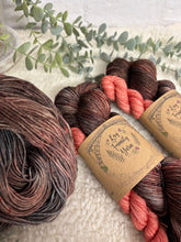 Burning embers Sock set